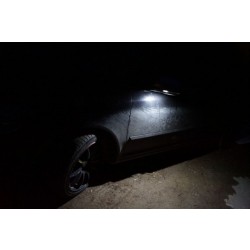 Škoda Octavia III facelift - LED osvetlenie nástupného priestoru