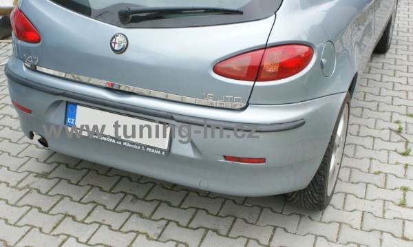 Alfa Romeo 147 3D / 5D - nerez chrom lišta kufra spodný - OMSA LINE