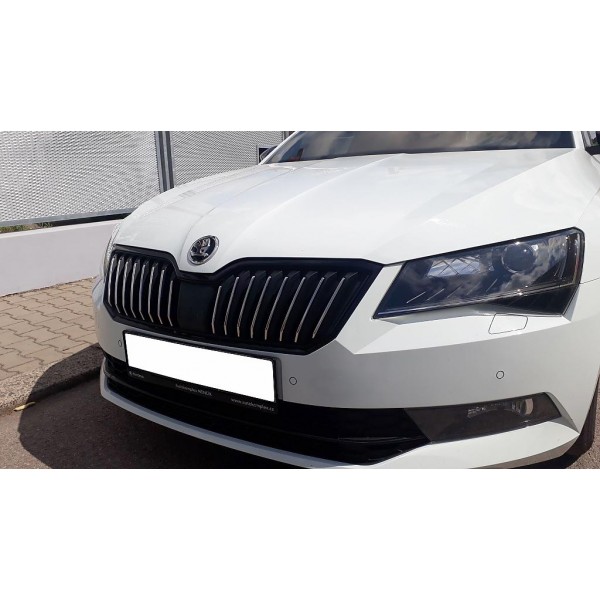 Škoda Superb III Nerez chrom dekory prdnej masky