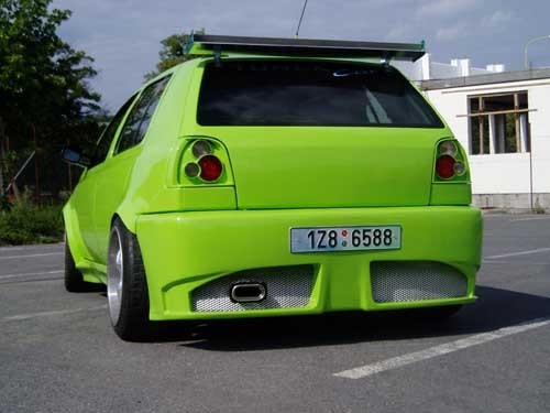 VW Golf III - zadný nárazník I.