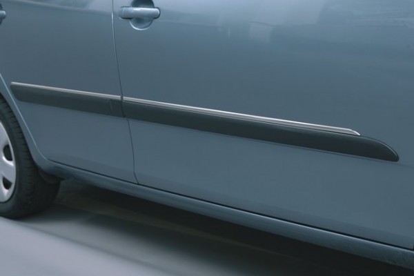Škoda Roomster - Bočné ozdobné lišty, ušľachtilá oceľ