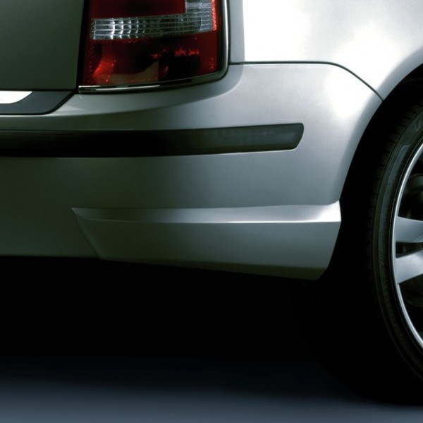 Škoda Fabia Combi / Sedan Facelift - zadné rozšírenie nárazníku, ABS - strieborný matný