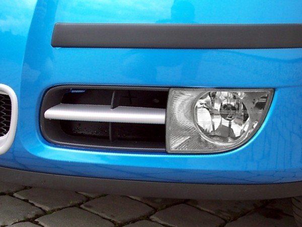 Škoda Fabia II - Lišty hmlových svetiel (hranatých) - ABS strieborný matný