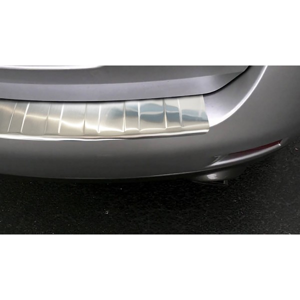 NEREZ Kryt prahu zadných dverí Nissan Murano Z51