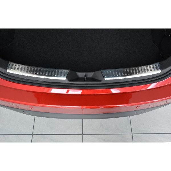 NEREZ Kryt vnútorného prahu zadných dverí Mazda 3 Hatchback