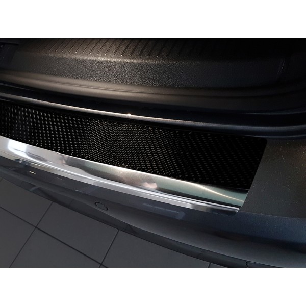 NEREZ Kryt prahu zadných dverí Volkswagen Golf VII 3/5dv. - nerez-karbon