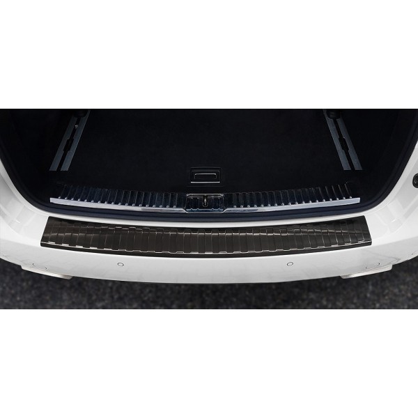 NEREZ Kryt prahu zadných dverí Porsche Cayenne - čierny grafit