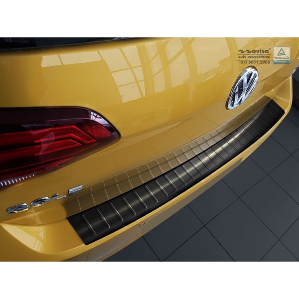 NEREZ Kryt prahu zadných dverí Volkswagen Golf VII - čierny grafit