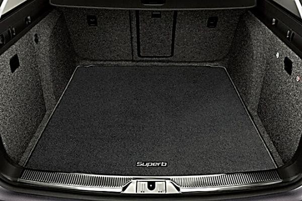Škoda Superb II Combi - Textilné vaňa do kufra s logom SUPERB
