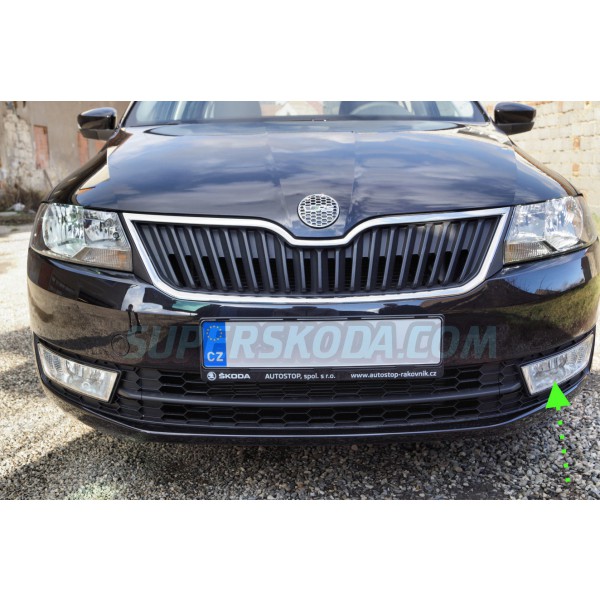 Škoda Rapid 15- - hmlovka s LED DRL svietením chrom levá