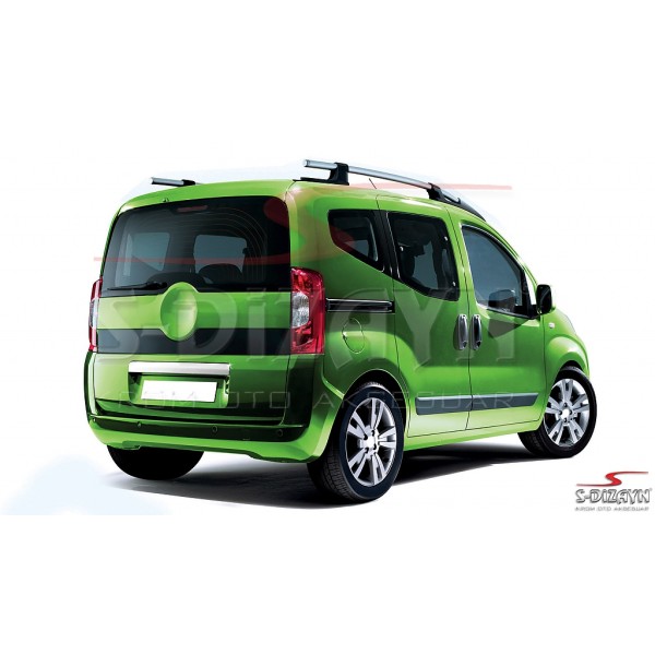 Nerez dekoračná lišta nad ŠPZ Peugeot Bipper