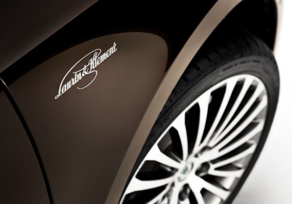 Škoda Fabia II - Logo na blatník Laurin Klement