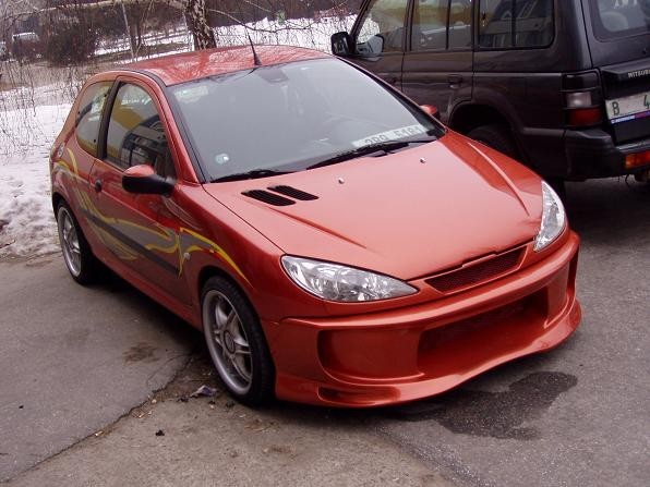 Peugeot 206 - Predný nárazník