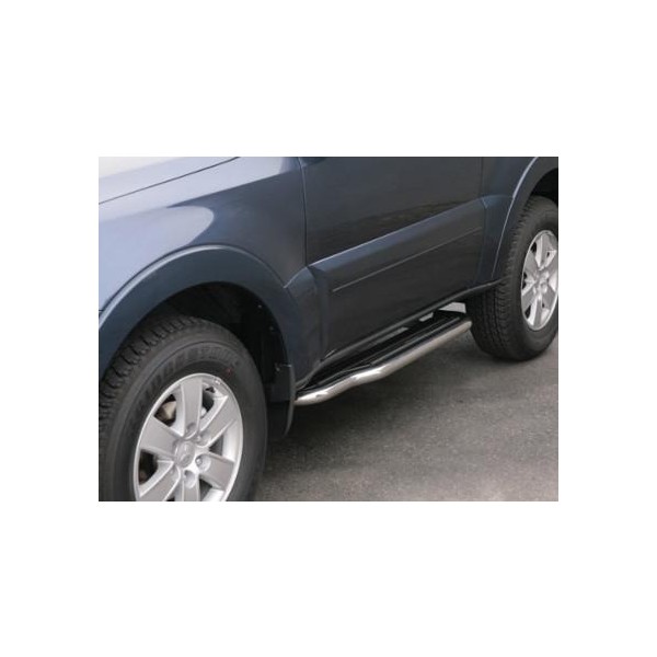 Bočné nerezové nášľapy Mitsubishi Pajero IV 3-dver.