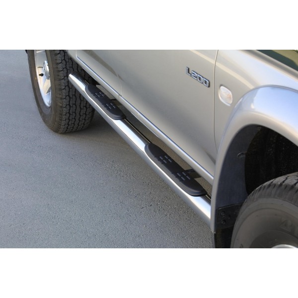 Nerez bočné nášľapy so stúpadlami Mitsubishi L200 Double Cab I