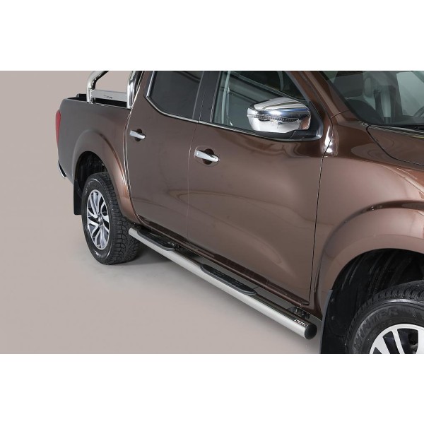 Nerez bočné nášľapy so stúpadlami Nissan Navara NP300