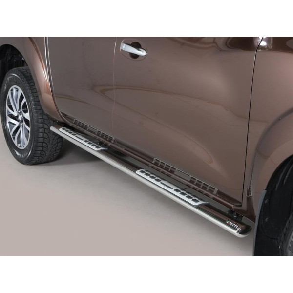 Nerez bočné dizajnové nášľapy Nissan Navara NP300
