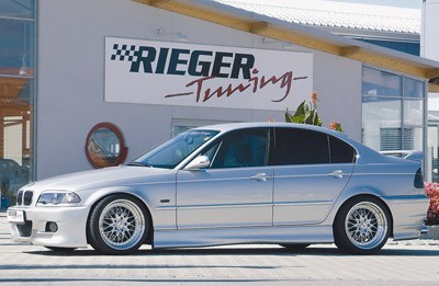BMW E46 / rada3 / - Sada bočných prahov Infinity pre Limousine