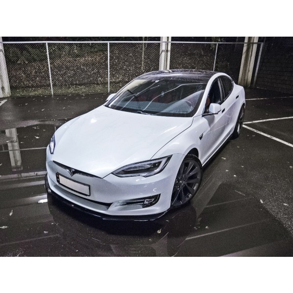 Tesla Model S Facelift 16- - prahy