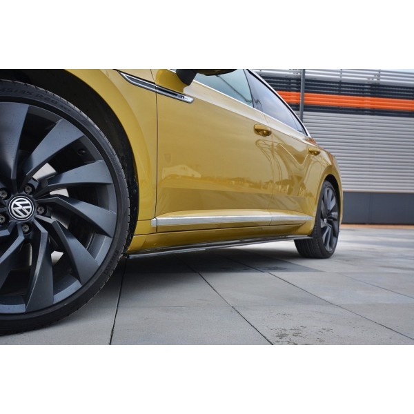 VW Arteon - prahy