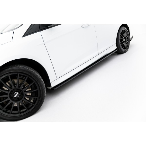 Maxton lišty pod bočné prahy pre Ford Focus III ST hatchback / Combi (2010-)