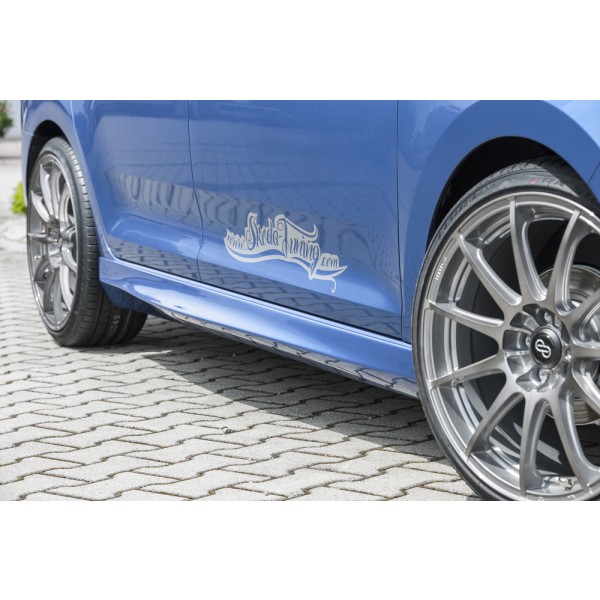 Rieger bočný prah mont. strana pravá pro Škoda Rapid NH notchback, spaceback vr. faceliftu, r.v. 05/17-, 07/12-04/17, plast ABS bez povrchovej úpravy