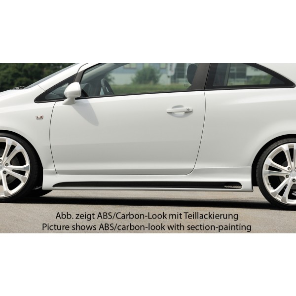 Rieger bočný prah mont. strana ľavá pro Opel Corsa D 3-dver. vr. faceliftu, r.v. 01/11-, 07/06-12/10, plast ABS s povrchovou úpravou Carbon-Look, s prelisom a výrezom