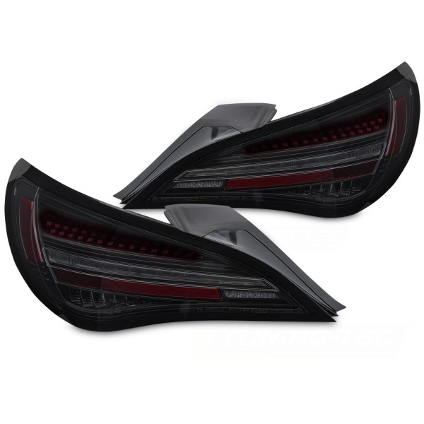 Mercedes CLA C117 / X117 2013-2019 - zadné LED svetlá čierna dymová SEQ red bar s OEM LED