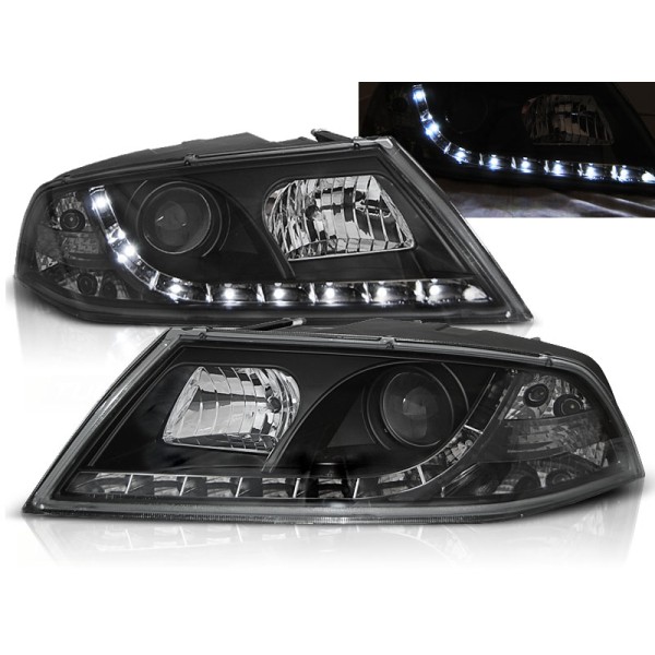 ŠKODA OCTAVIA 04-08 - predné čierna svetlá s LED svietením