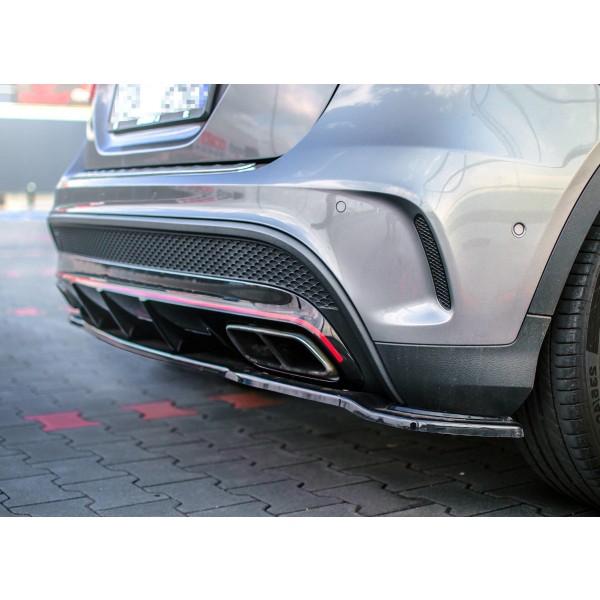 Maxton Design difúzor zadného nárazníka bez rebrovania pre Mercedes-Benz GLA 45 AMG (X156) predfacelift (2014-2017)