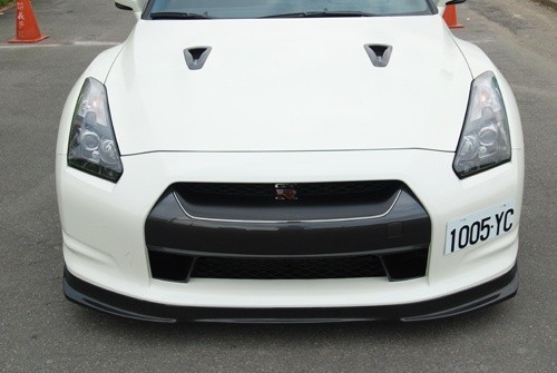 Nissan GTR R35 - M-Style karbónový spojler od REXPEED