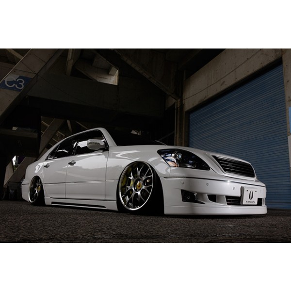 Toyota CELSIOR 30 - body kit VIP od AIMGAIN 3-dielny set