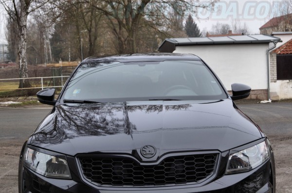 Škoda Octavia III - Clona predného okna