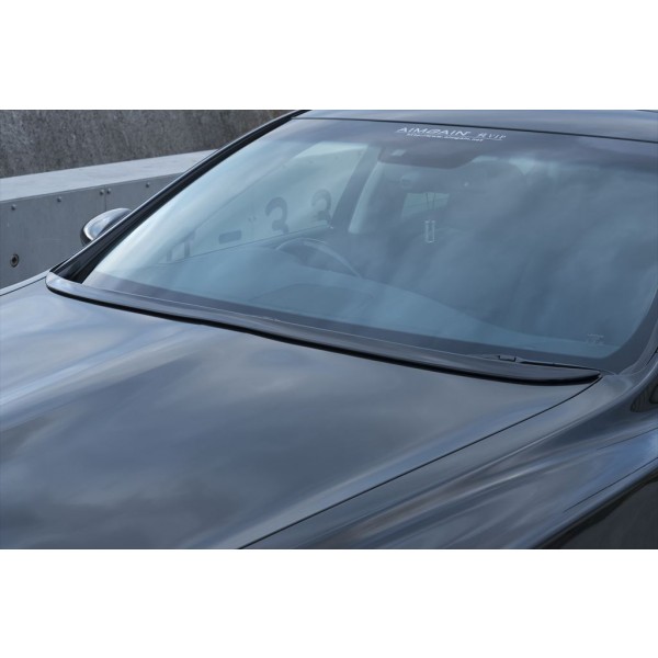 Lexus LS - predženie kapoty k oknu VIP od AIMGAIN