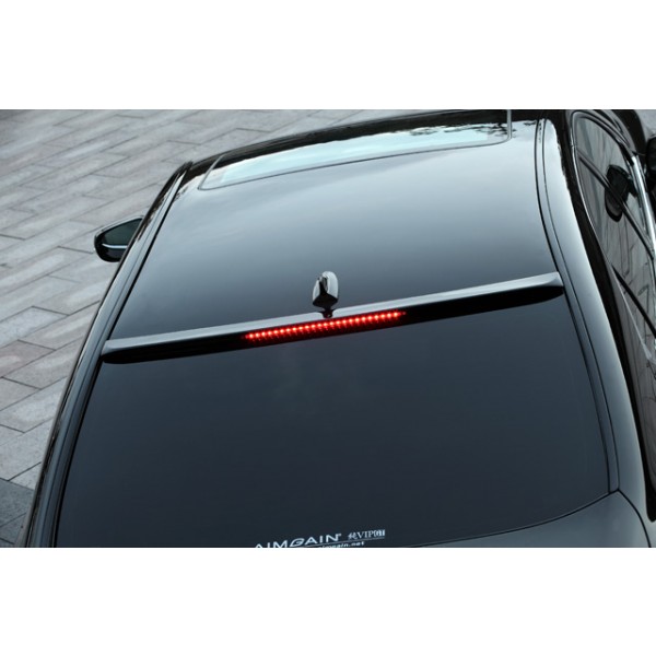 Lexus LS - krídlo nad zadné okno VIP GT od AIMGAIN