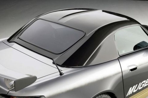 Honda S2000 - Karbónová strecha