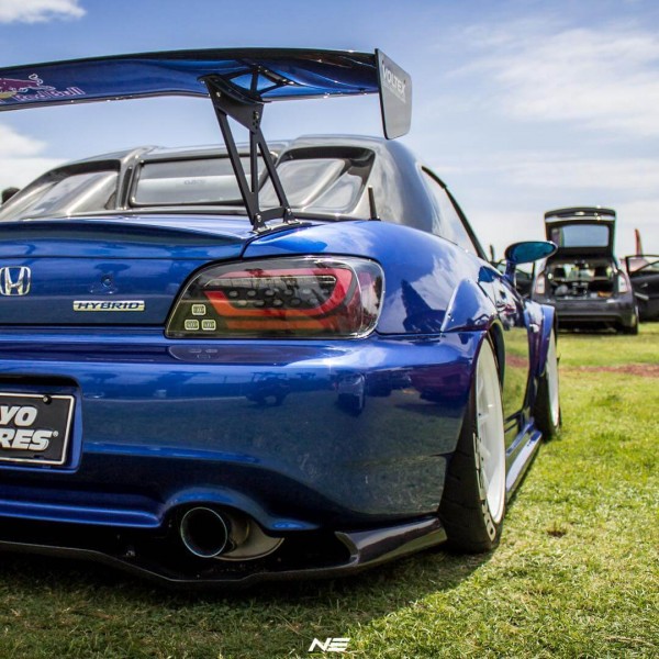 Honda S2000 99-09 AP1 / AP2- zadné LED svetlá čierna LED BAR