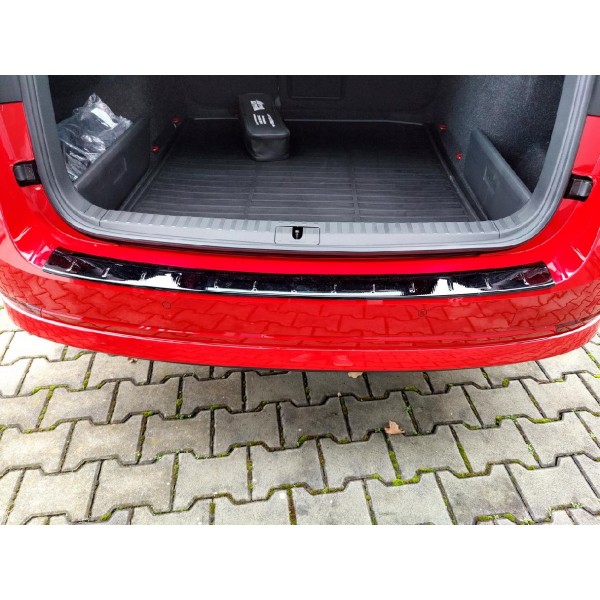 Škoda Octavia IV Combi - ochranný panel zadného nárazníka - V2 - GLOSSY BLACK