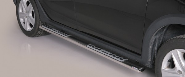 Dacia Sandero Stepway - Nerez bočné dizajnové nášľapy