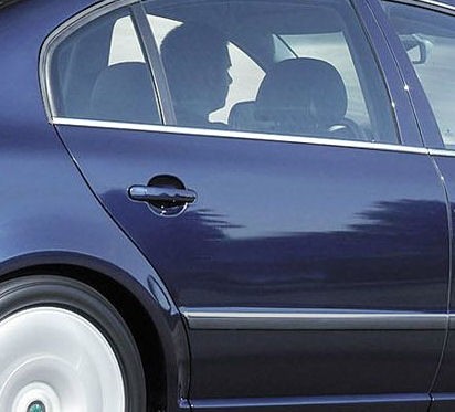 Škoda Superb - Chrómová lišta okna zadné pravá