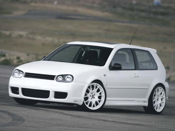 VW Golf IV - Predný nárazník R32 Maxam