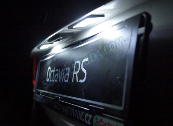 Škoda Octavia II 04-09 - MEGA POWER SMD osvetlenie ŠPZ - 36 diód