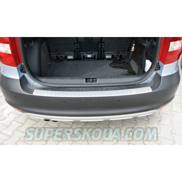 Škoda Yeti 09-13 - kryt na nárazník strieborný