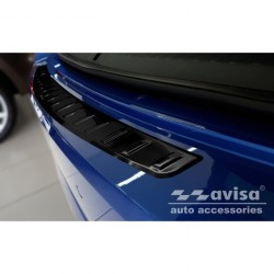 Škoda Octavia 4 sedan - lišta hrany kufra čierna