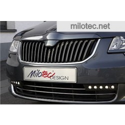 Škoda Superb II Sedan/Combi pred faceliftom - Horná lišta prednej masky - ABS čierna metalíza
