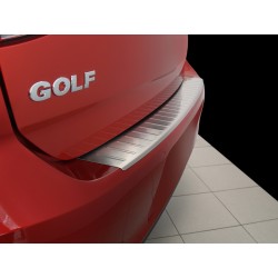 NEREZ Kryt prahu zadných dverí Volkswagen GOLF VII 3/5dvéř.
