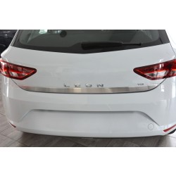 NEREZ Lišta hrany zadných dverí Seat LEON III 5F
