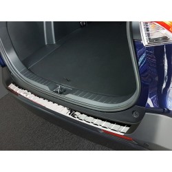 NEREZ Kryt prahu zadných dverí Toyota RAV 4 V - leštěný