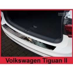 NEREZ Kryt prahu zadných dverí Volkswagen Tiguan II - čierny grafit