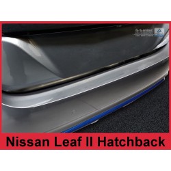 NEREZ Lišta hrany zadných dverí Nissan Leaf 2 černá